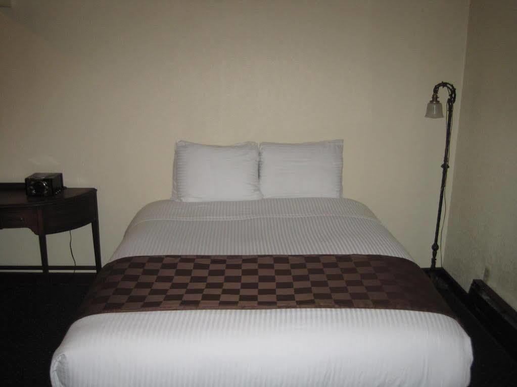 College Inn Hotel Seattle Esterno foto
